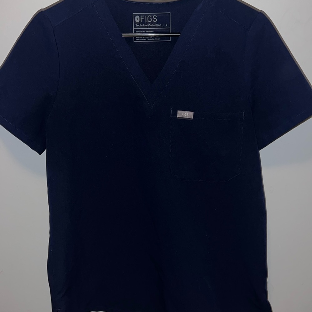 COPY - Figs navy Catarina top